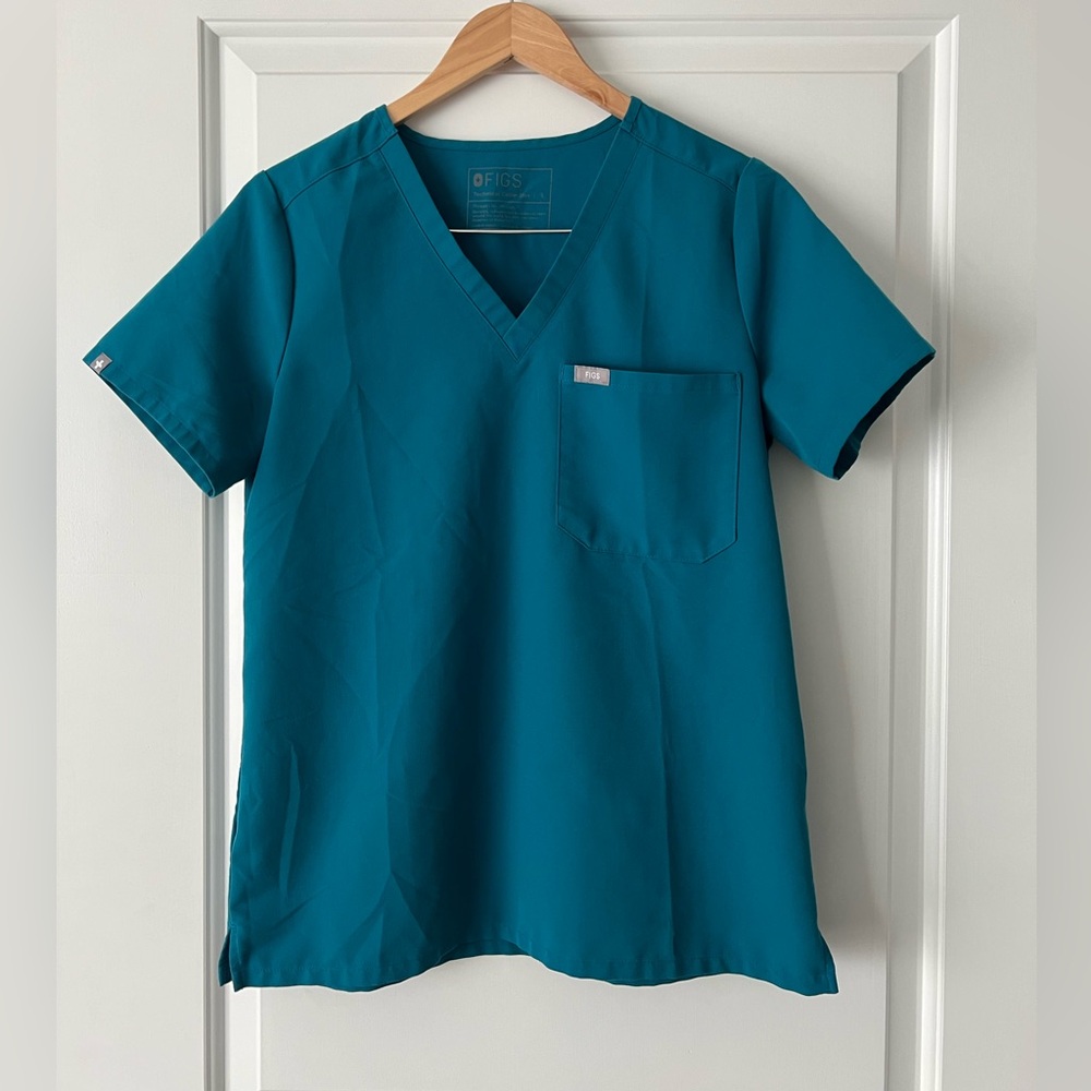 Women's Pacific Blue Catarina™ - One-Pocket Scrub Top